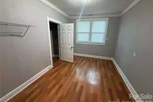 410 Weathers St, Shelby, NC 28150 - Photo 6