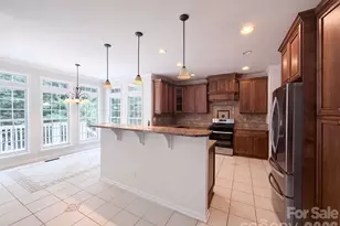 153 Montrose Dr, Mooresville, NC 28115 - Photo 2