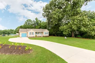 3163 River Rd, Lincolnton, NC 28092 - Photo 2