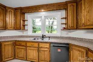 155 Fernwood Cir, Rutherfordton, NC 28139 - Photo 10