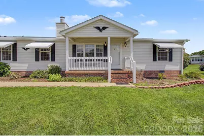 204 Red Birch Court, Hendersonville, NC 28739 - Photo 2