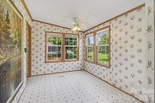 204 Red Birch Ct, Hendersonville, NC 28739 - Photo 16