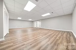 136 Cook Ln, Hickory, NC 28601 - Photo 30