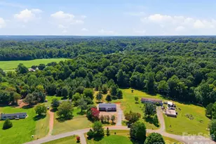 6086 Windover Creek Ln, Claremont, NC 28610 - Photo 2