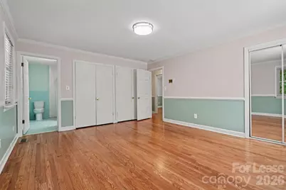 7017 Linda Lake Drive, Charlotte, NC 28215 - Photo 12