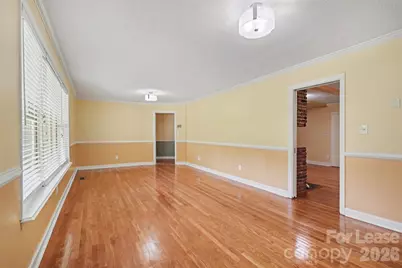 7017 Linda Lake Drive, Charlotte, NC 28215 - Photo 8