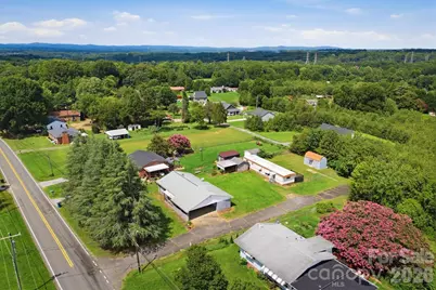 300 N Center Street, Hildebran, NC 28637 - Photo 22