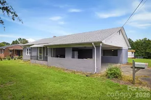 300 N Center St, Hildebran, NC 28637 - Photo 2