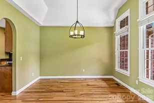 28 Tudor Crescent Ct, Hendersonville, NC 28739 - Photo 14