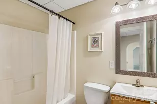 28 Tudor Crescent Ct, Hendersonville, NC 28739 - Photo 34
