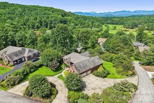 28 Tudor Crescent Ct, Hendersonville, NC 28739 - Photo 44