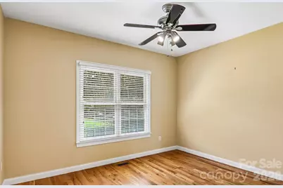 28 Tudor Crescent Court, Hendersonville, NC 28739 - Photo 24
