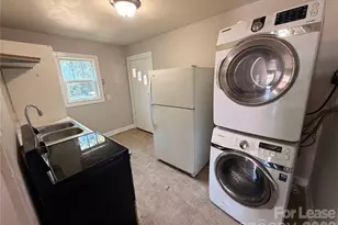 825 Rodey Ave, Charlotte, NC 28206 - Photo 6