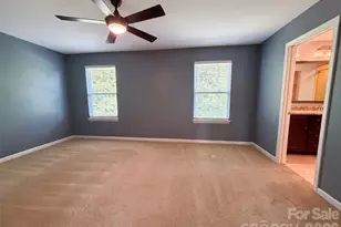 2618 Courtland Dr, Clover, SC 29710 - Photo 4
