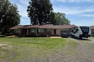 7800 Browne Rd, Charlotte, NC 28269 - Photo 2