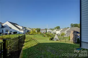 17910 Wilbanks Dr, Charlotte, NC 28278 - Photo 44