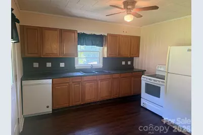 405 Woodland Drive, Kershaw, SC 29067 - Photo 4