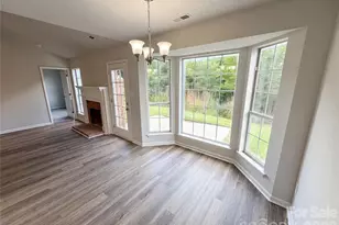 1633 Gordon Walters Dr, Charlotte, NC 28213 - Photo 4