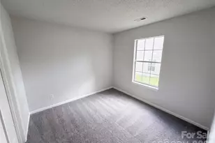 1633 Gordon Walters Dr, Charlotte, NC 28213 - Photo 12