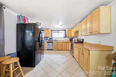 307 Beverly Avenue, Hendersonville, NC 28792 - Photo 8