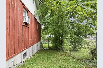 307 Beverly Avenue, Hendersonville, NC 28792 - Photo 26