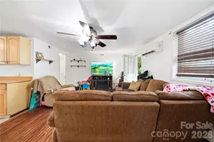 307 Beverly Ave, Hendersonville, NC 28792 - Photo 6