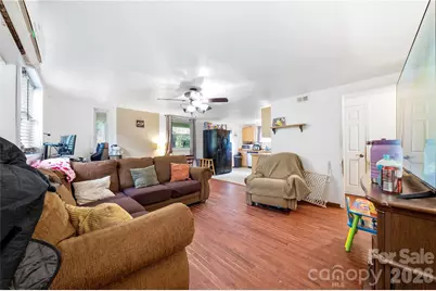 307 Beverly Avenue, Hendersonville, NC 28792 - Photo 4