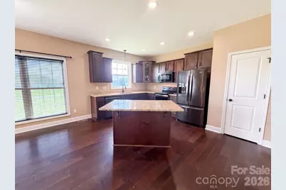 749 Williamsburg Estate Road, Clover, SC 29710 - Photo 2