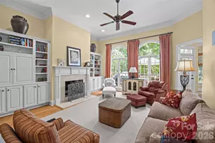 3401 Maryhurst Ln, Charlotte, NC 28226 - Photo 4