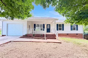 8822 Hunter Green Ln, Charlotte, NC 28227 - Photo 1