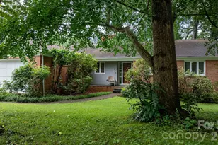 219 W Park Dr, Morganton, NC 28655 - Photo 6