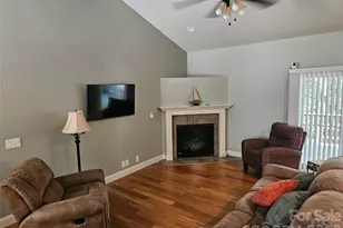 17410 Green Hill Rd, Charlotte, NC 28278 - Photo 32