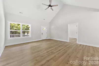 105 Darvee Road, Blacksburg, SC 29702 - Photo 12