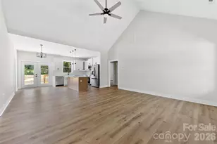 105 Darvee Rd, Blacksburg, SC 29702 - Photo 10