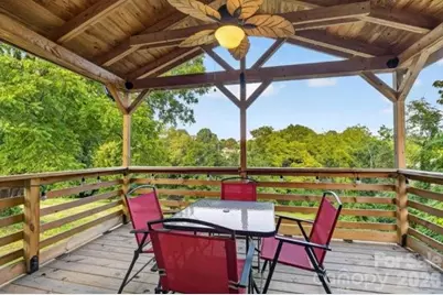 403 SW Spruce Street SW, Lenoir, NC 28645 - Photo 12