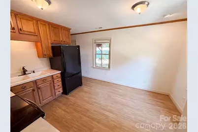 10124 Windtree Lane, Charlotte, NC 28215 - Photo 14