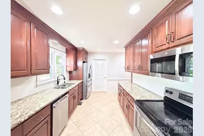 9020 Bartlett Road, Charlotte, NC 28227 - Photo 2