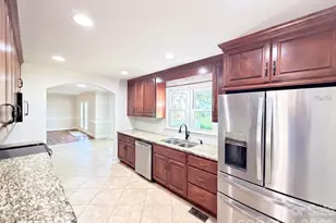 9020 Bartlett Rd, Charlotte, NC 28227 - Photo 10