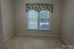 8528 Highland Glen Dr, Charlotte, NC 28269 - Photo 8