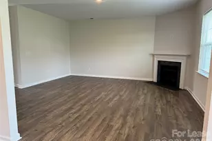 6424 Ellimar Field Ln, Charlotte, NC 28215 - Photo 4