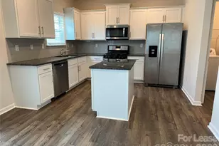 6424 Ellimar Field Ln, Charlotte, NC 28215 - Photo 6