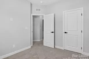 3110 McCauley Mdws Dr, Charlotte, NC 28216 - Photo 10