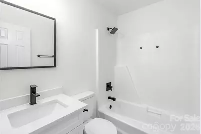 8425 Lochinvar Drive, Charlotte, NC 28227 - Photo 14