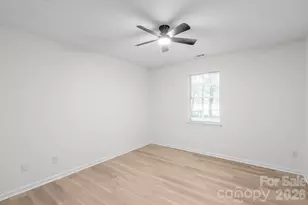 8425 Lochinvar Dr, Charlotte, NC 28227 - Photo 12