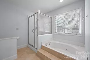 7000 Hollow Oak Dr, Charlotte, NC 28227 - Photo 32
