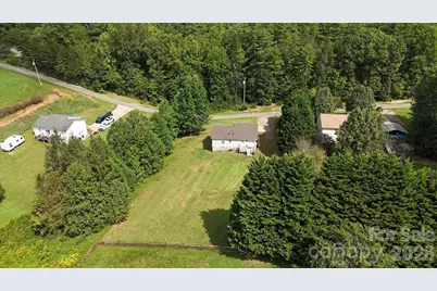 2827 Hollybrook Lane, Morganton, NC 28655 - Photo 6