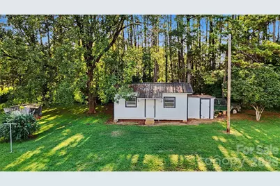 832 Baker Street, Statesville, NC 28677 - Photo 14