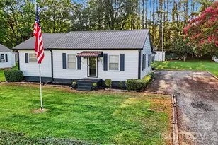 832 Baker St, Statesville, NC 28677 - Photo 2