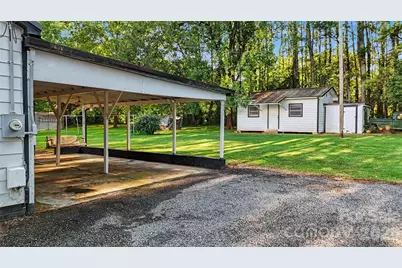 832 Baker Street, Statesville, NC 28677 - Photo 8