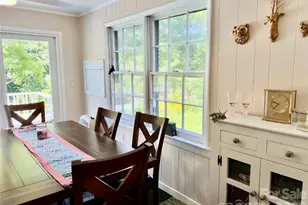 1323 Locust Grove Rd, Hendersonville, NC 28792 - Photo 10